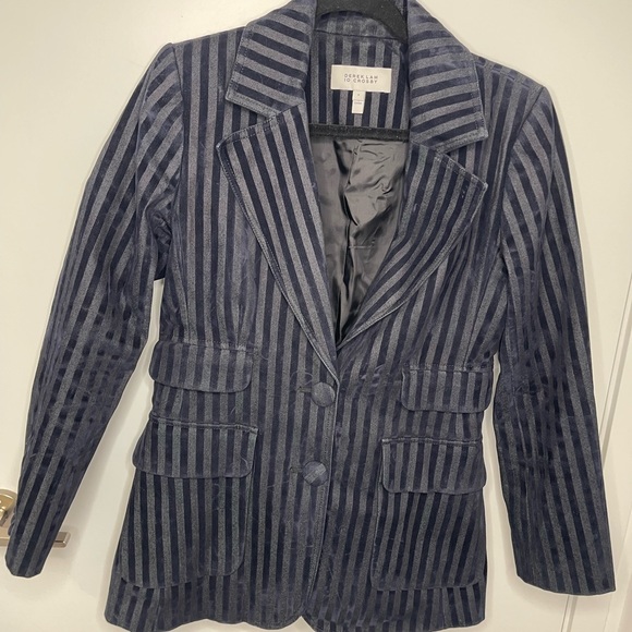 Blazer - Picture 1 of 8